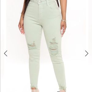 Fashion Nova Ripped jeans sage